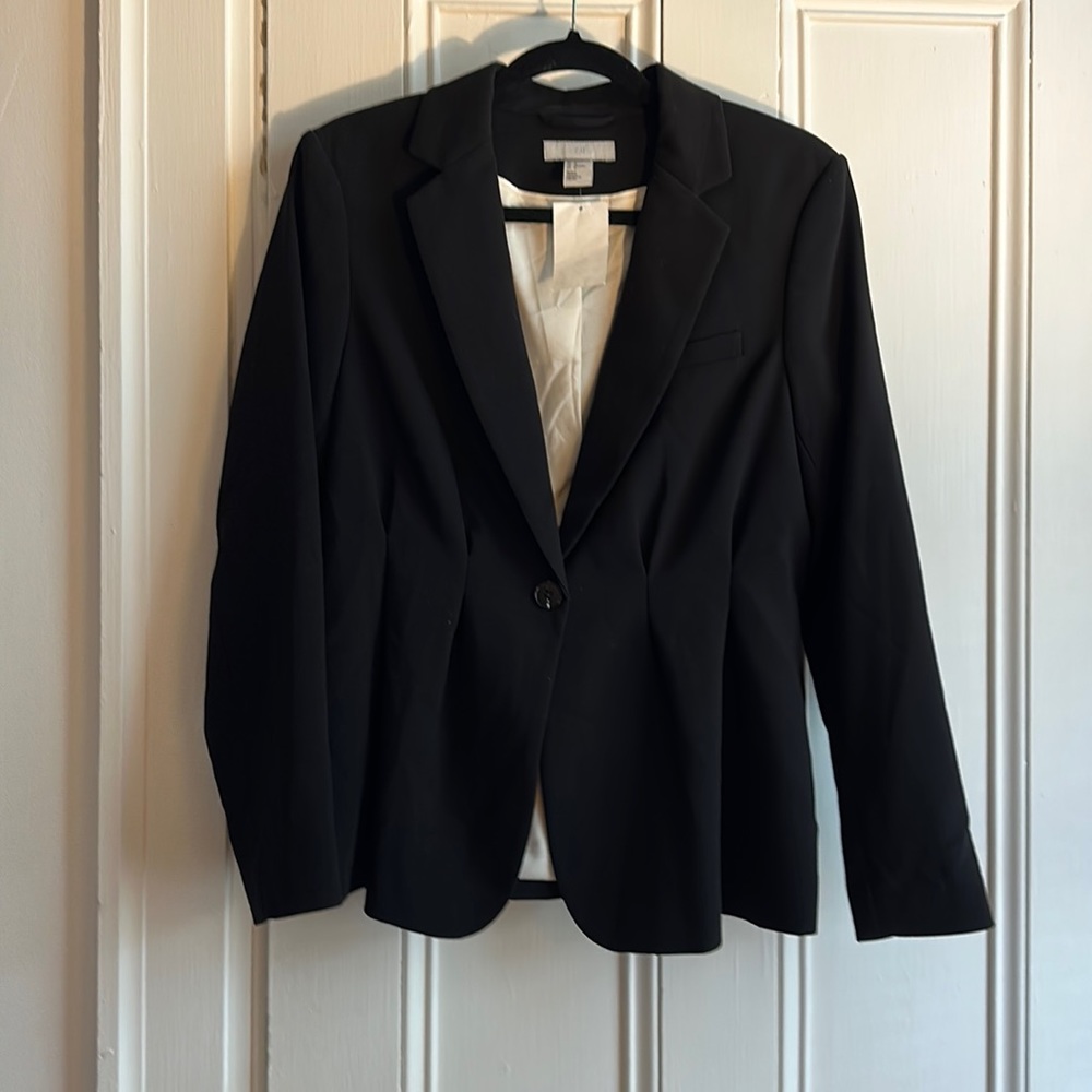 Single Button Closure Blazer